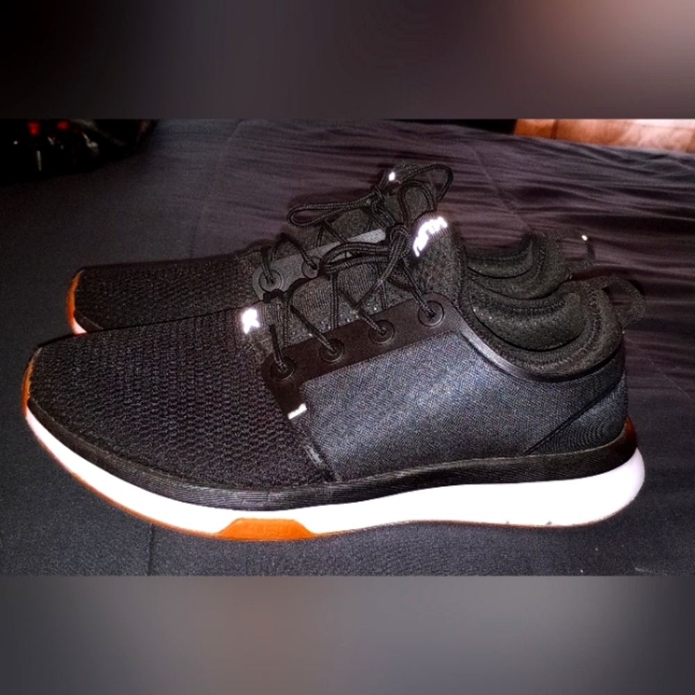 KURUCLOUD Atom Wide Shoes